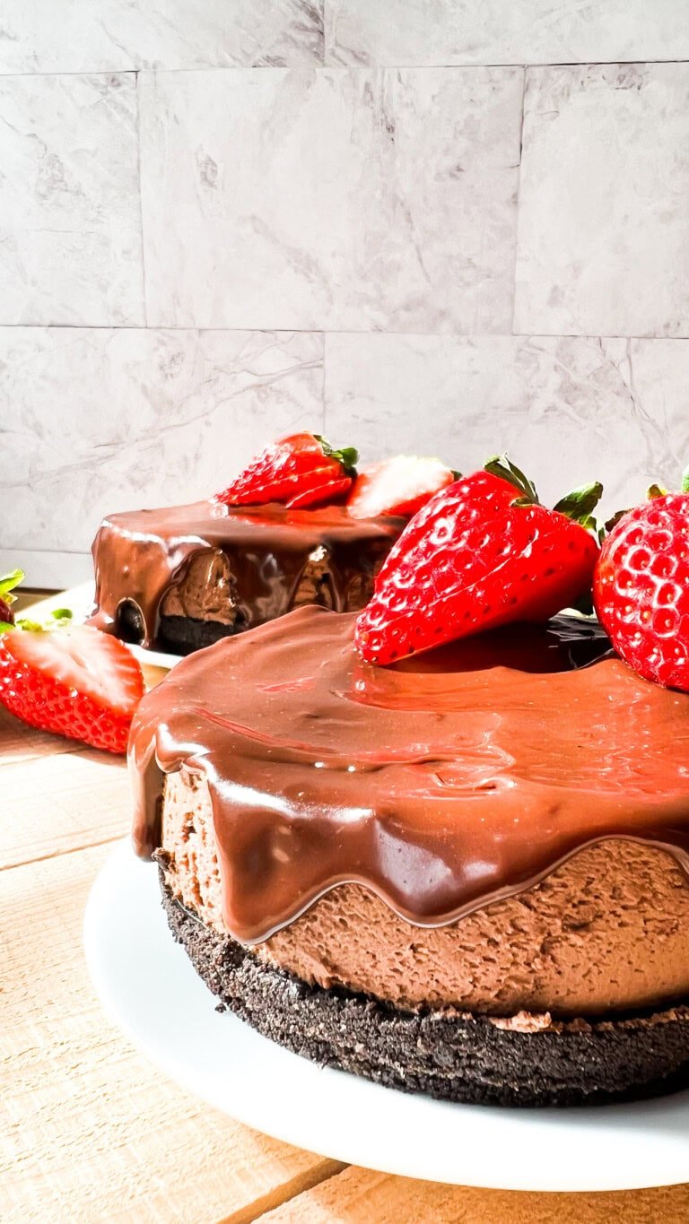 Mini No-Bake Chocolate Cheesecakes For Two