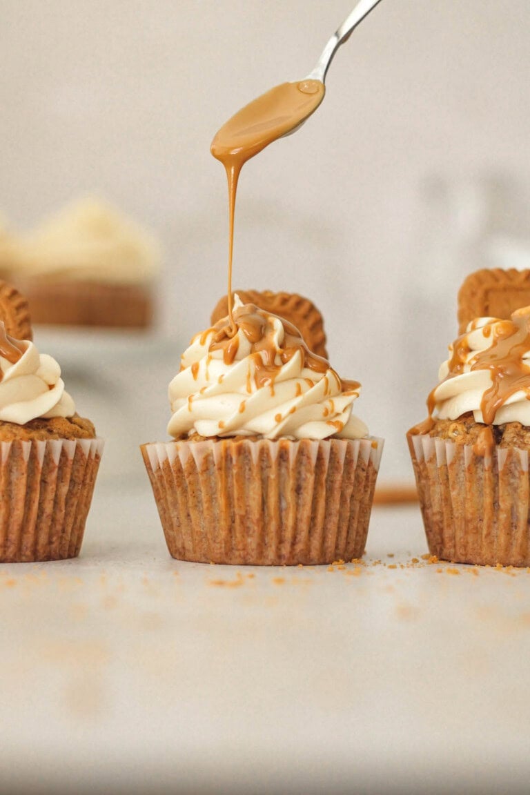 banana cupcake with biscoff cream cheese frosting