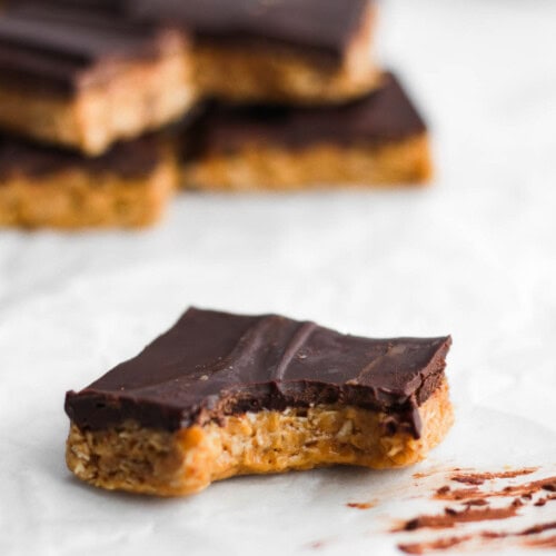 bite of healthy no-bake peanut butter bars