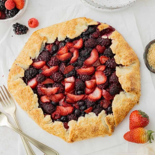 featured image of mixed berry galette