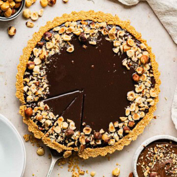 nutella tart with nutella glaze and hazelnut graham cracker crust