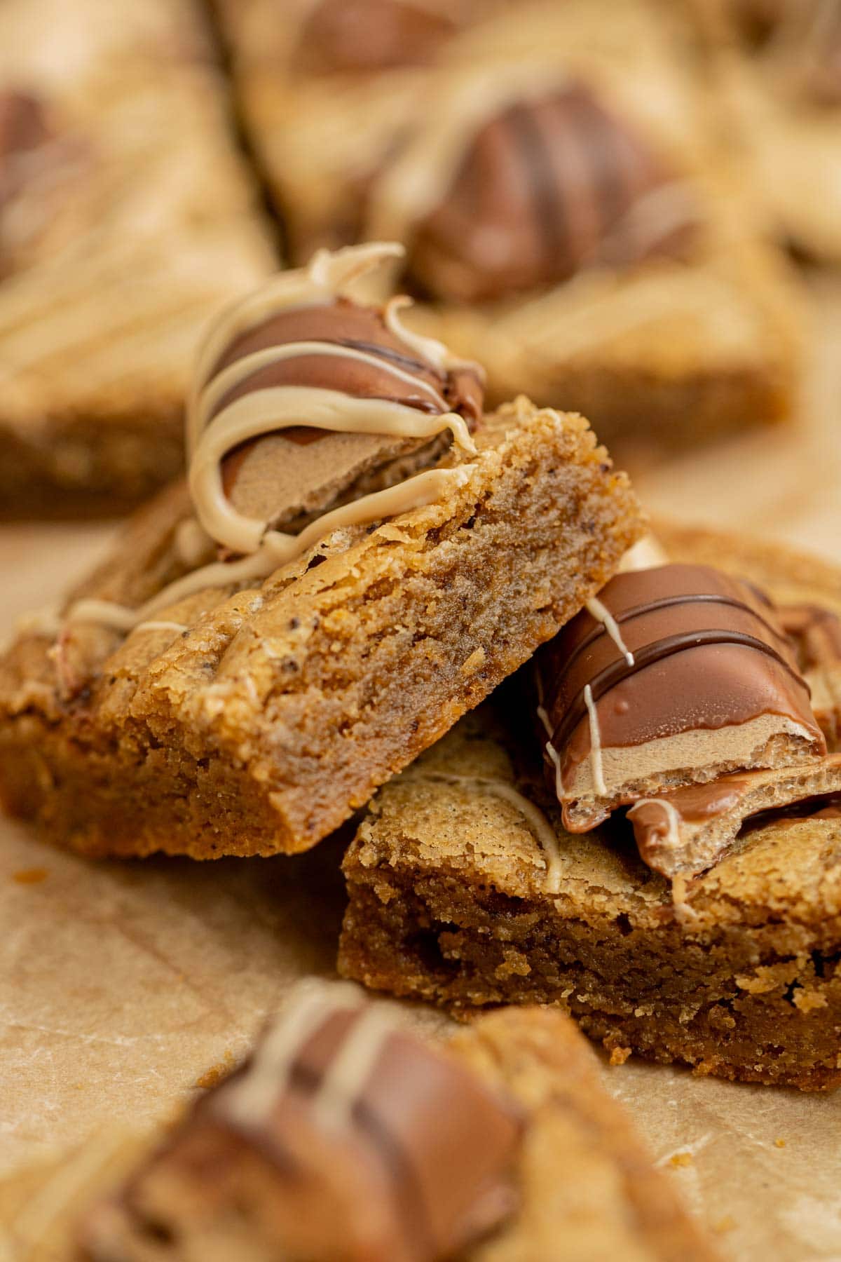 kinder bueno blondies with pieces of chocolate
