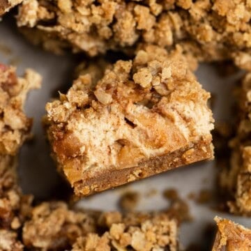 apple crisp cheesecake bar
